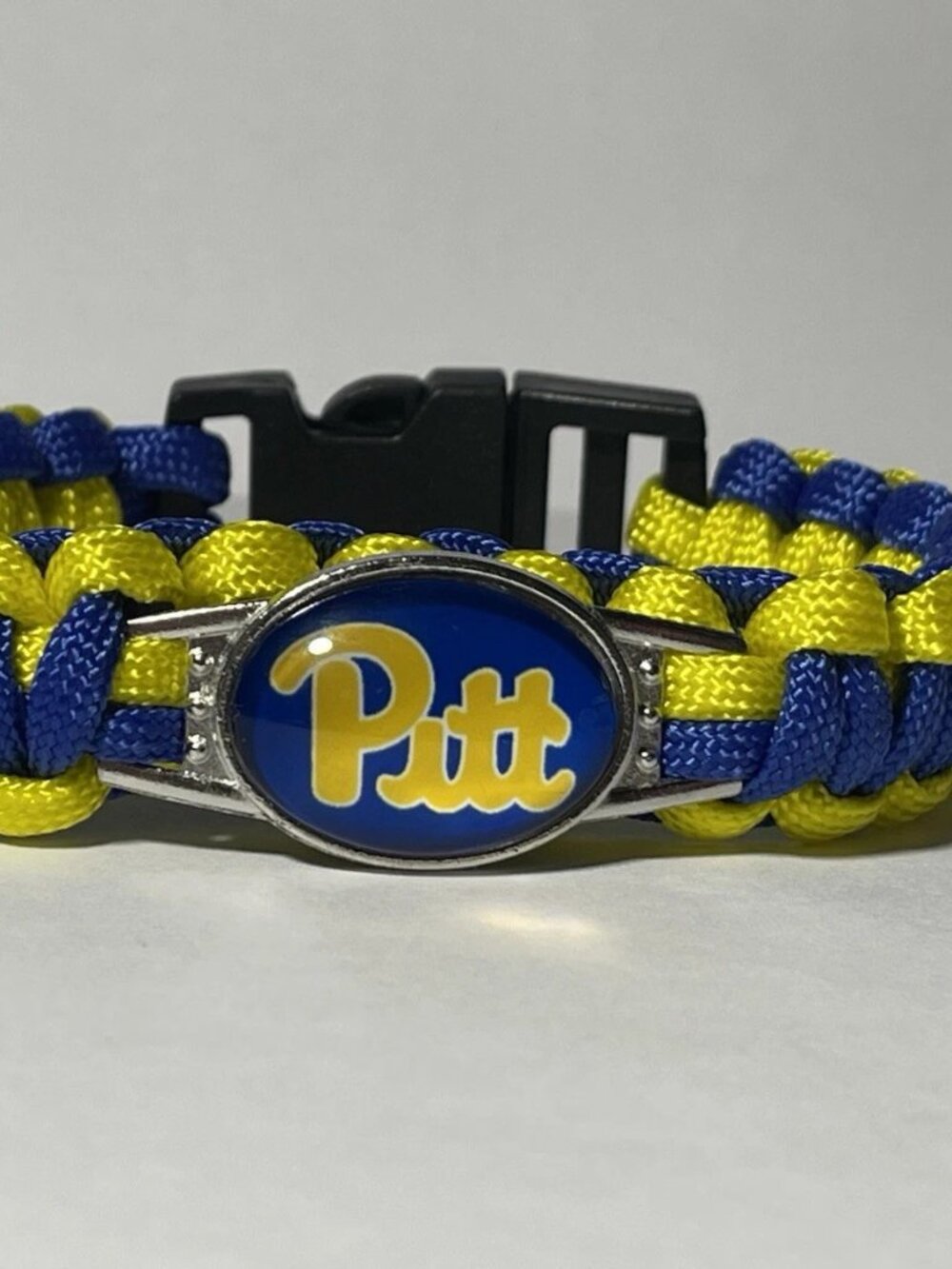 Pitt Panthers NCAA Paracord Bracelet NEW